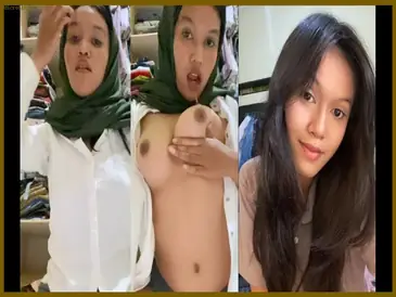 Miss Meeccaa Hijab Imut Pamer Kemolekan Tubuhnya poster
