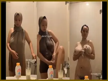 Update Indarsnr Tiktoker Mode Jilbab Mandi Dan Colmek poster